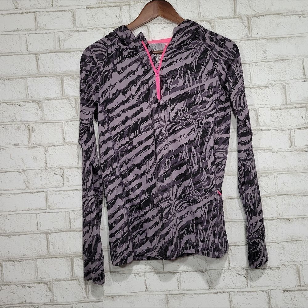 Aero Live Love Dream athletic top